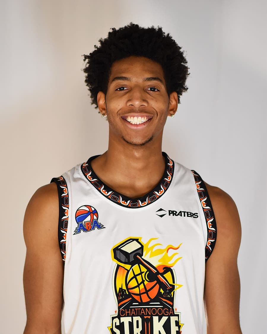 Donovin Taylor headshot