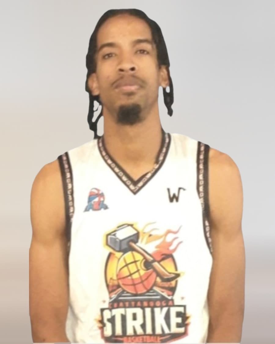Sean Harris headshot